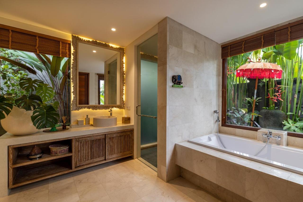 Villa Lembah Damai By Pramana Villas Gianyar  Exterior photo
